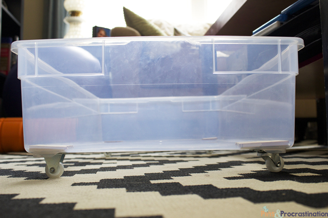 Under Bed Storage: DIY Plastic Underbed Drawers