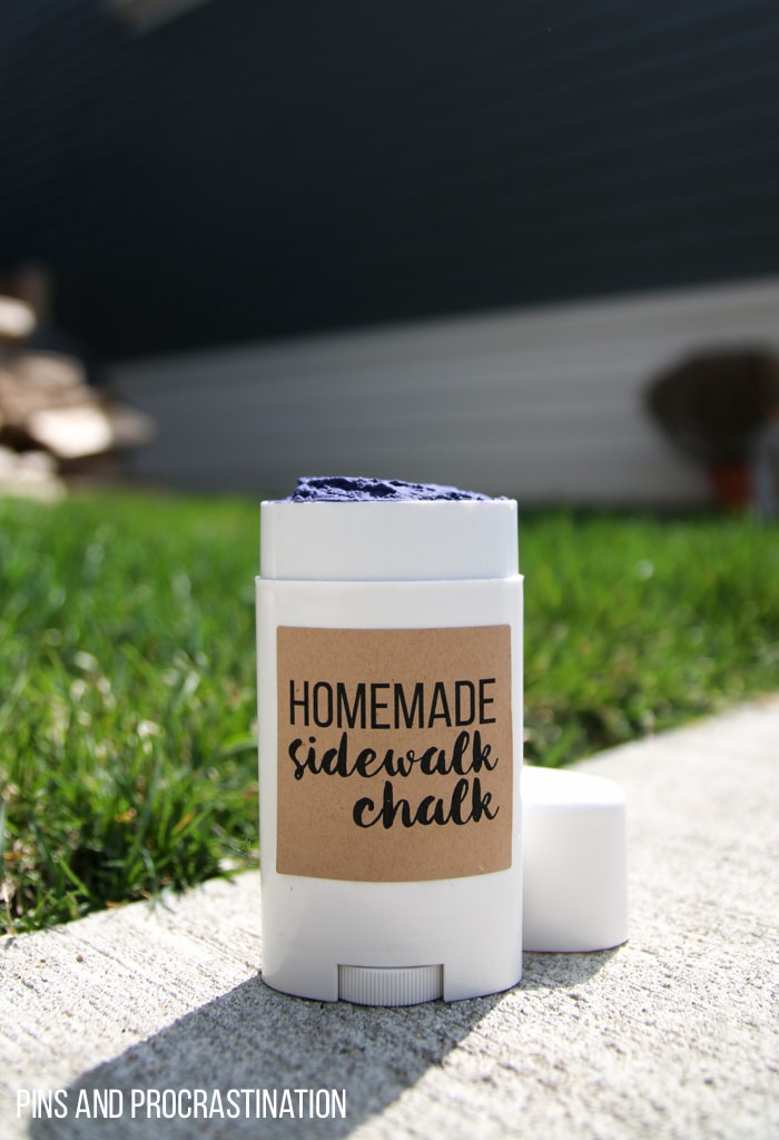 This homemade sidewalk chalk is fun, nontoxic, and even uses an upcycled container to make it easier to draw with. It's an easy DIY craft for the whole family- just in time for Spring. 