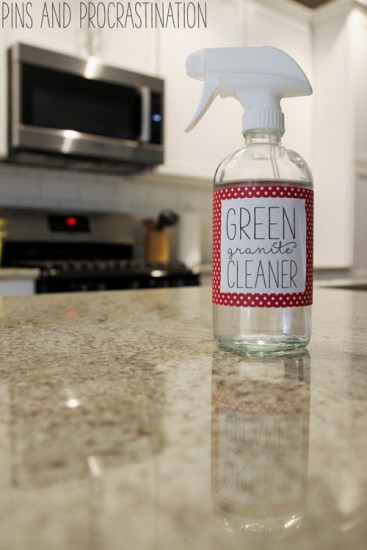 These 7 steps will help you fake a clean home for the holidays, or year round. Quick cleaning gets your home guest ready in less than 30 minutes. I can't believe how well this method works!