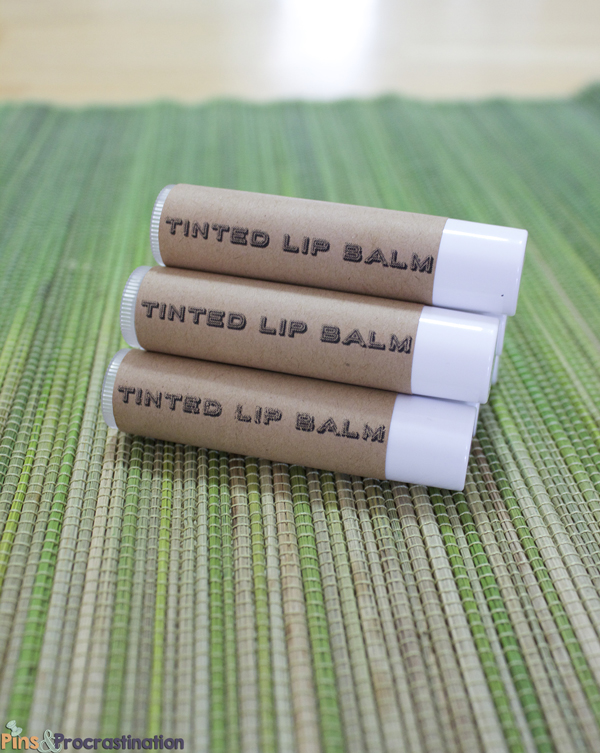 How to Make All Natural Homemade Tinted Lip Balm